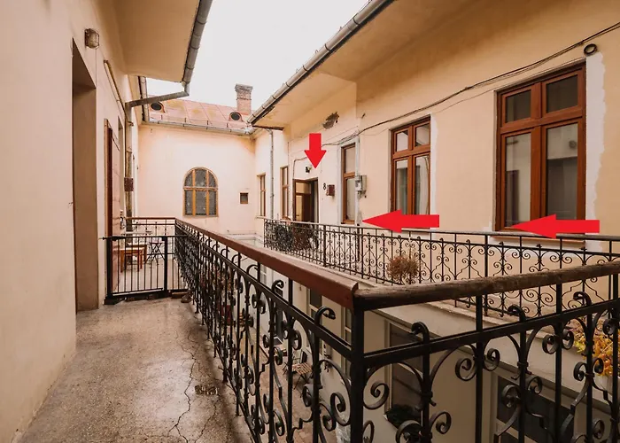 Old Town Central Apartment